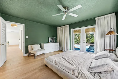 $895,000 | 435 Northeast 35th Street, Boca Raton, FL 33431