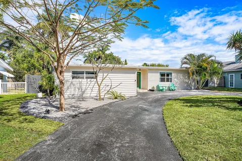$895,000 | 435 Northeast 35th Street, Boca Raton, FL 33431