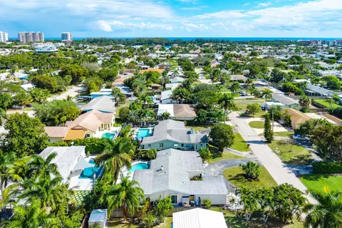 $895,000 | 435 Northeast 35th Street, Boca Raton, FL 33431