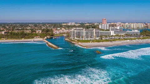 $895,000 | 435 Northeast 35th Street, Boca Raton, FL 33431