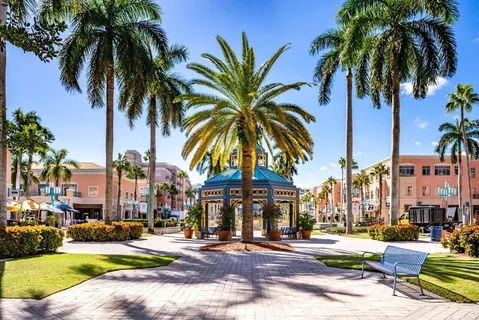 $895,000 | 435 Northeast 35th Street, Boca Raton, FL 33431