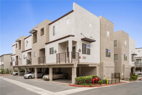 $649,000 | 323 Tesoro Glen, Unit 107, Escondido, CA 92025