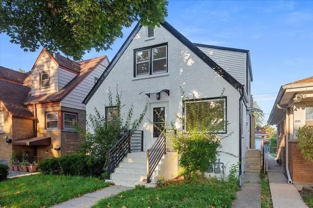 $1,600 | 1335 Marengo Avenue, Unit 2, Forest Park, IL 60130