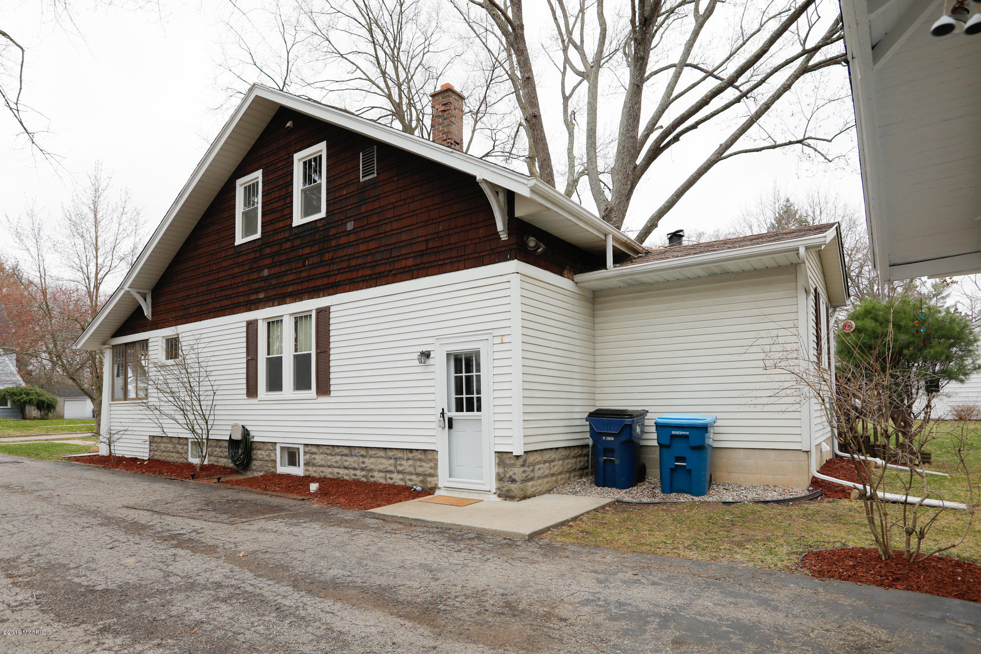 1714 Dover Road Kalamazoo, MI 49008 - Photo 35 of 36 1714 Dover Rd-130