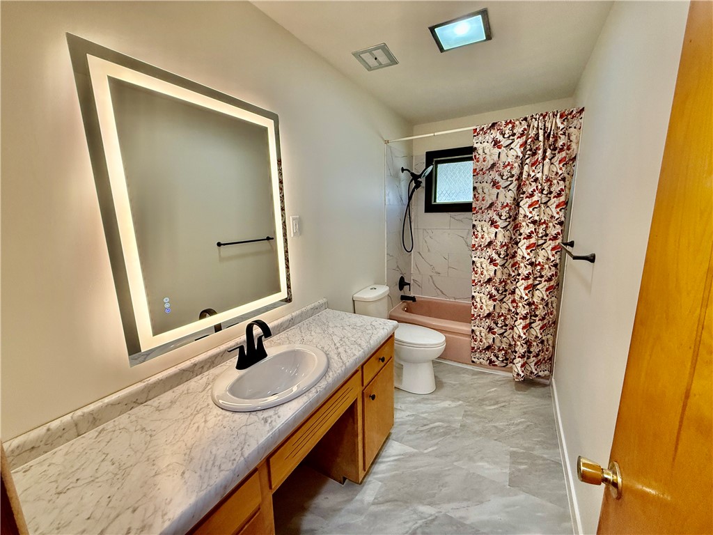 66 Sandcreek Drive Decatur, IL 62521 - Photo 8 of 30 Gallery Image 8