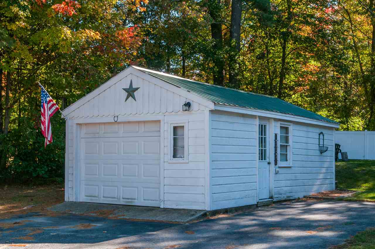 2 Thomas Road Merrimack, NH 03054 - Photo 17 of 18
