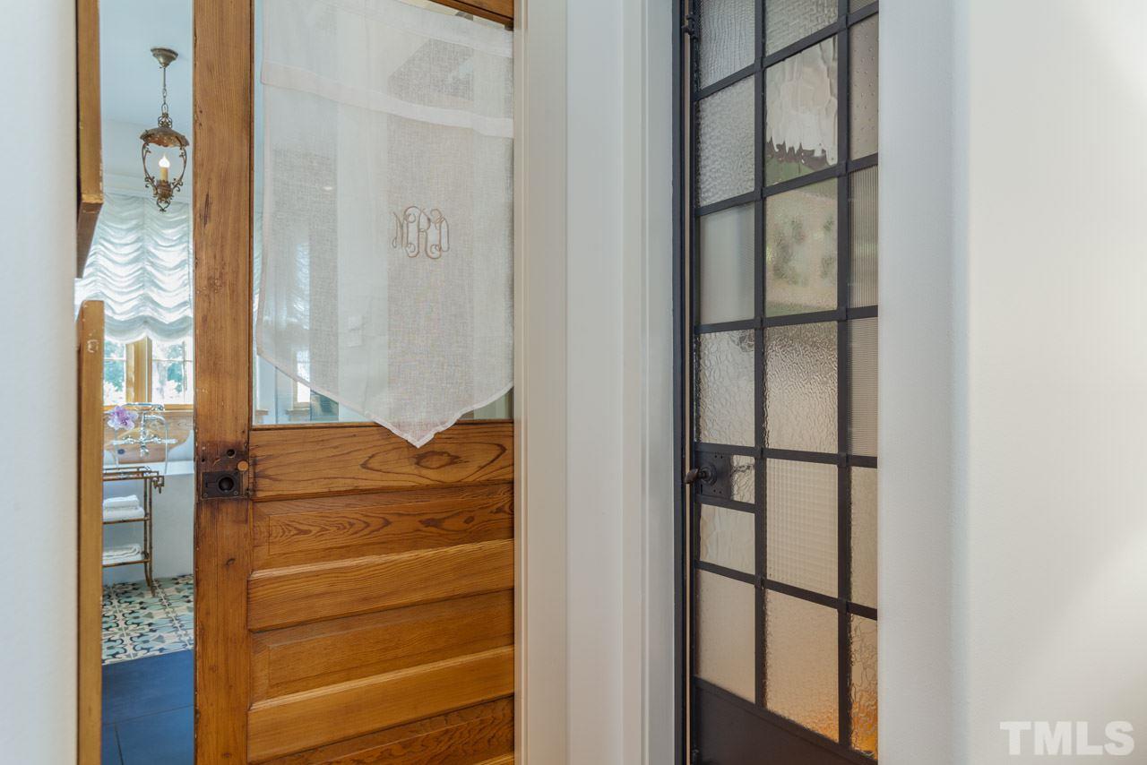 2207 Beechridge Road Raleigh, NC 27608 - Photo 13 of 25
