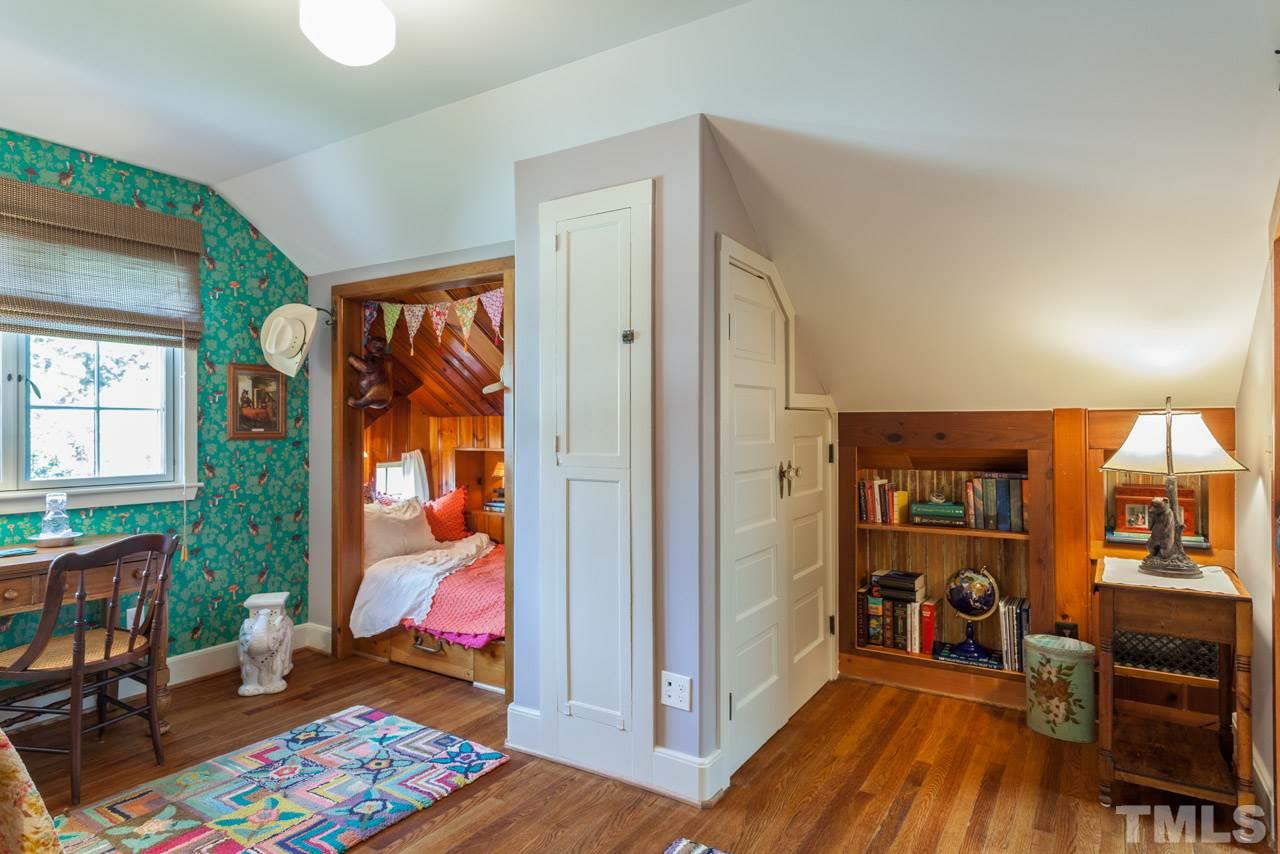 2207 Beechridge Road Raleigh, NC 27608 - Photo 20 of 25