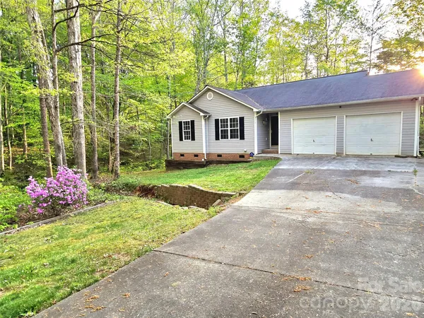 $300,000 | 146 Misty Spring Road, Troutman, NC 28166