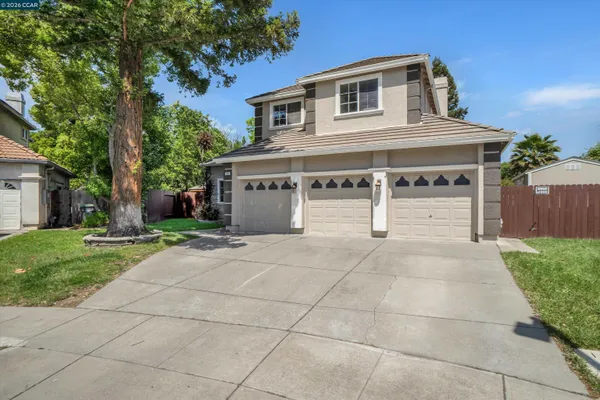 $875,000 | 2208 Fieldcrest Court, Fairfield, CA 94534