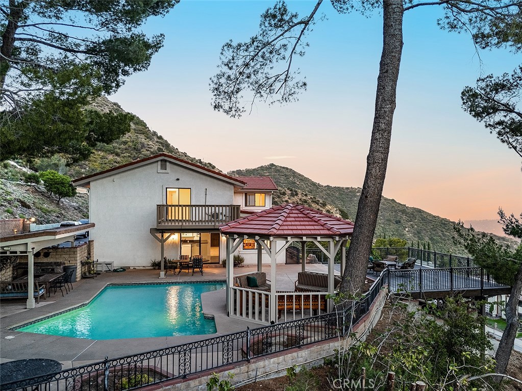 5660 Pine Cone Road La Crescenta, CA 91214 - Photo 30 of 40