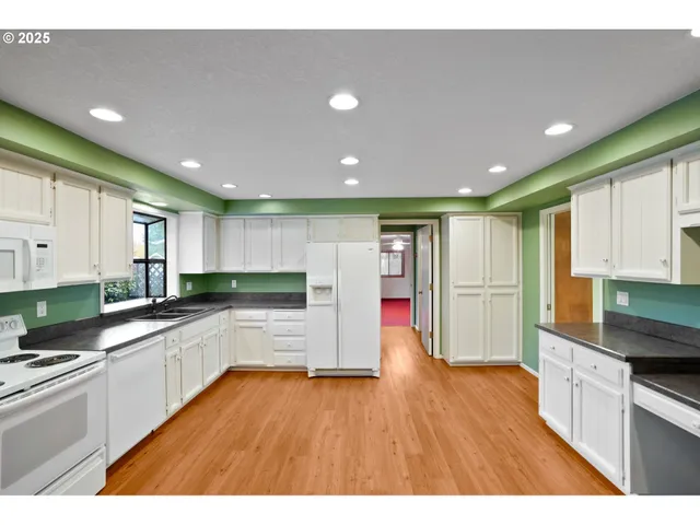 $530,000 | 1056 Northshire Court Northeast, Keizer, OR 97303