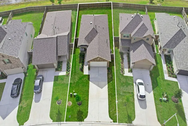 $1,795 | 22346 Curly Maple Drive, New Caney, TX 77357