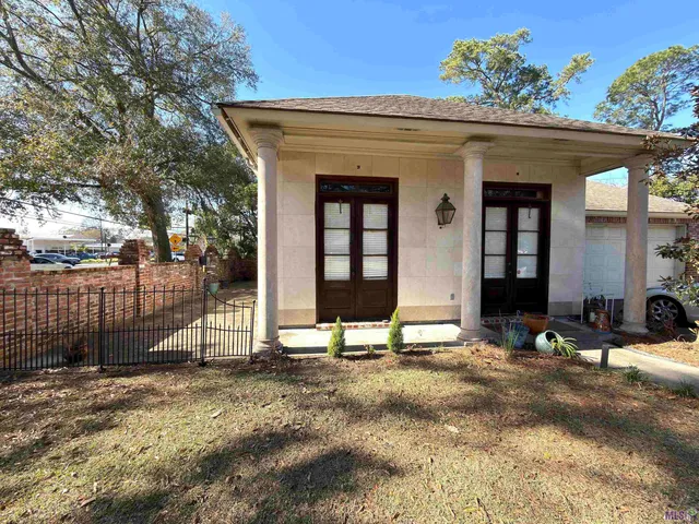 $3,500 | 5855 Government Street, Baton Rouge, LA 70806