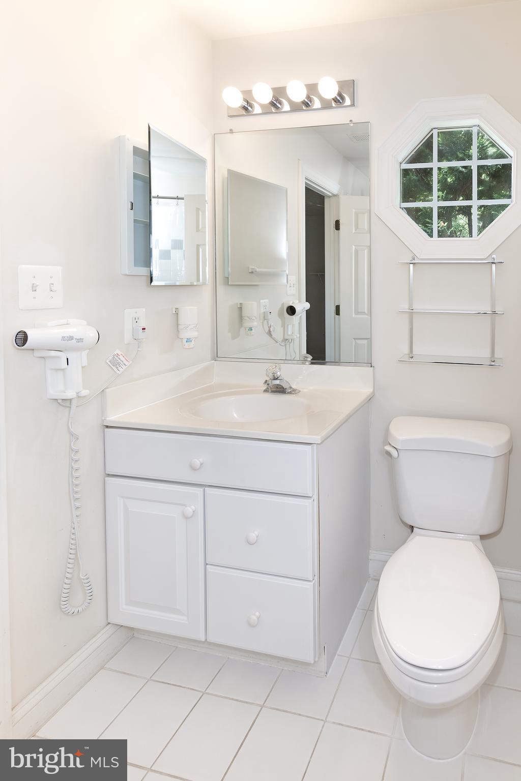 5924 Chesterbrook Road McLean, VA 22101 - Photo 33 of 60 Full bath #2