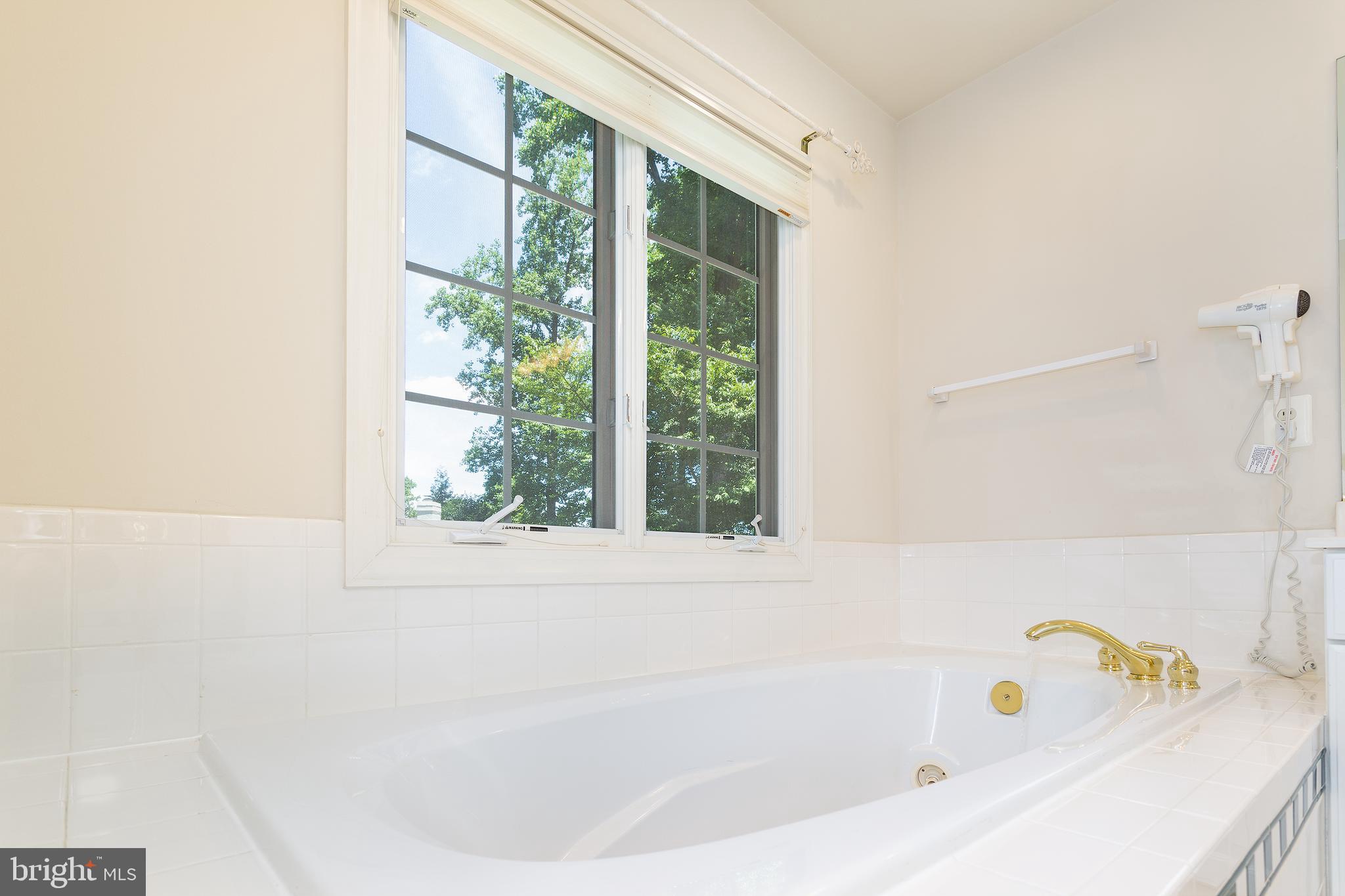 5924 Chesterbrook Road McLean, VA 22101 - Photo 41 of 60