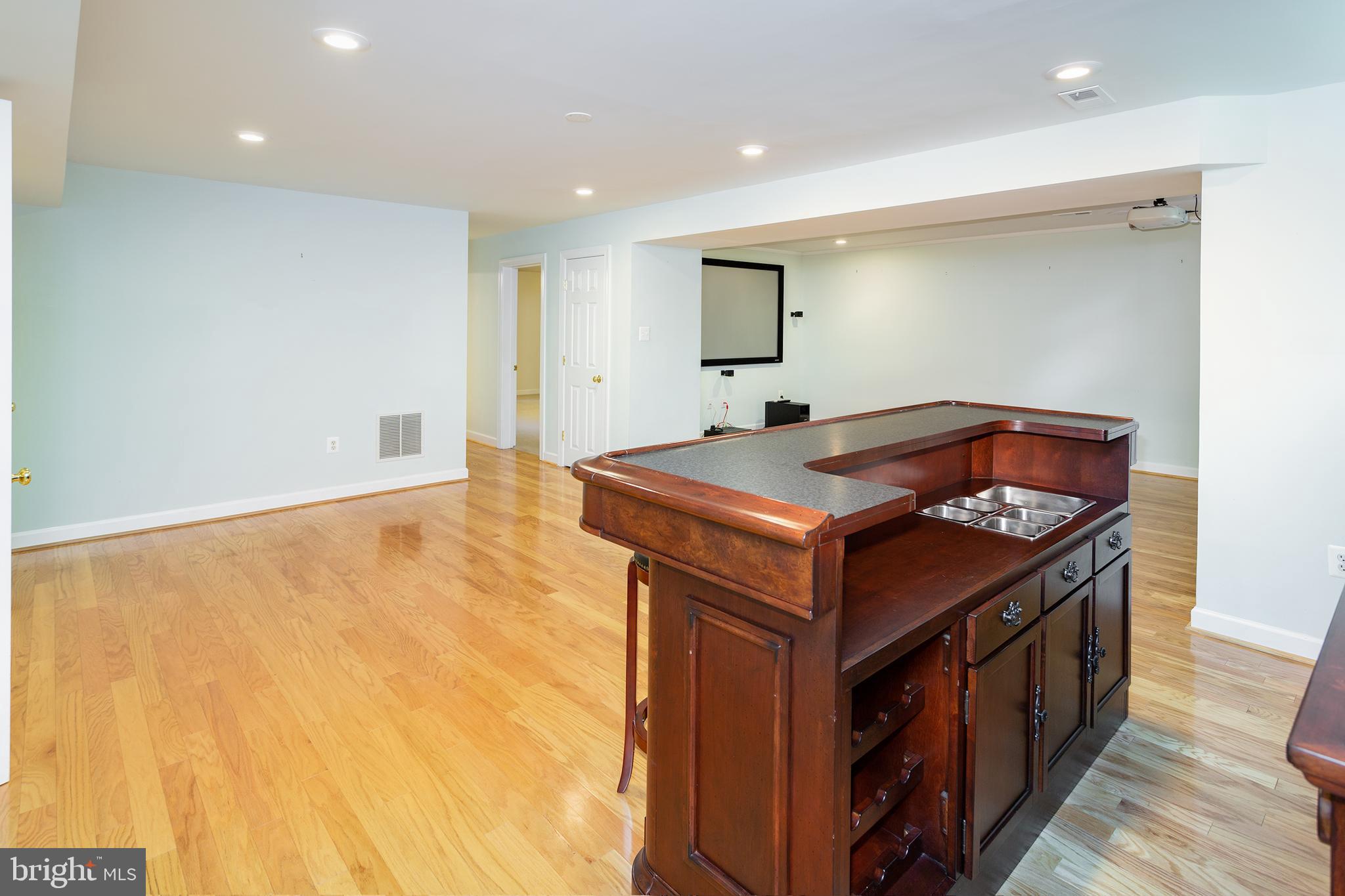 5924 Chesterbrook Road McLean, VA 22101 - Photo 47 of 60