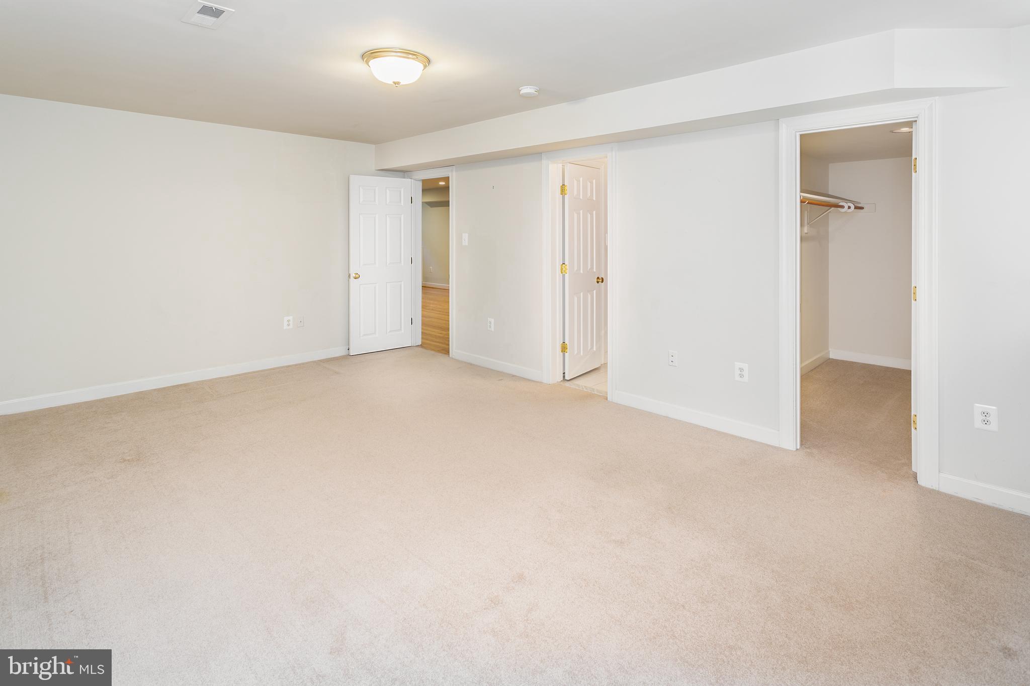 5924 Chesterbrook Road McLean, VA 22101 - Photo 50 of 60