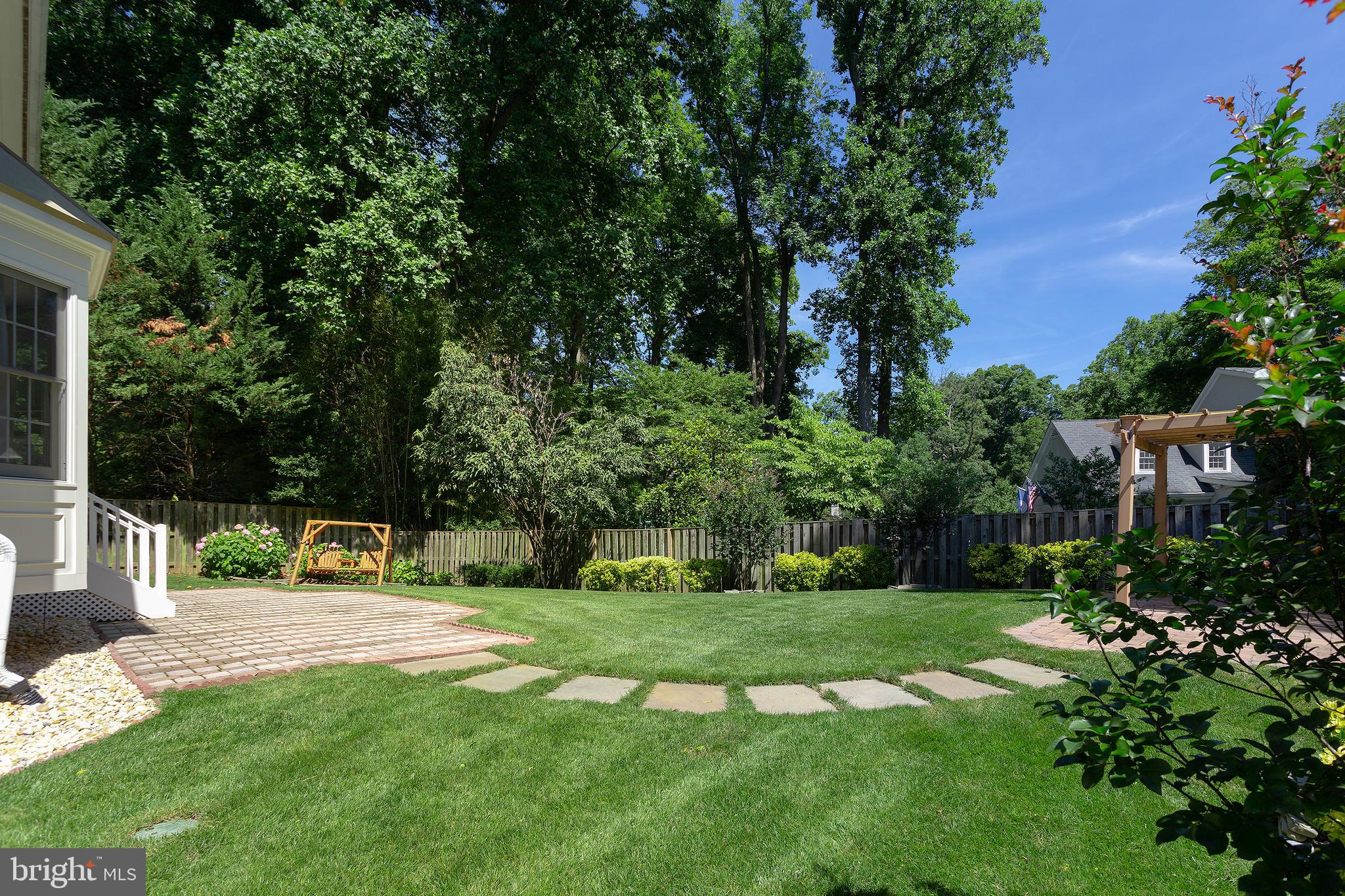 5924 Chesterbrook Road McLean, VA 22101 - Photo 58 of 60 Fully fenced
