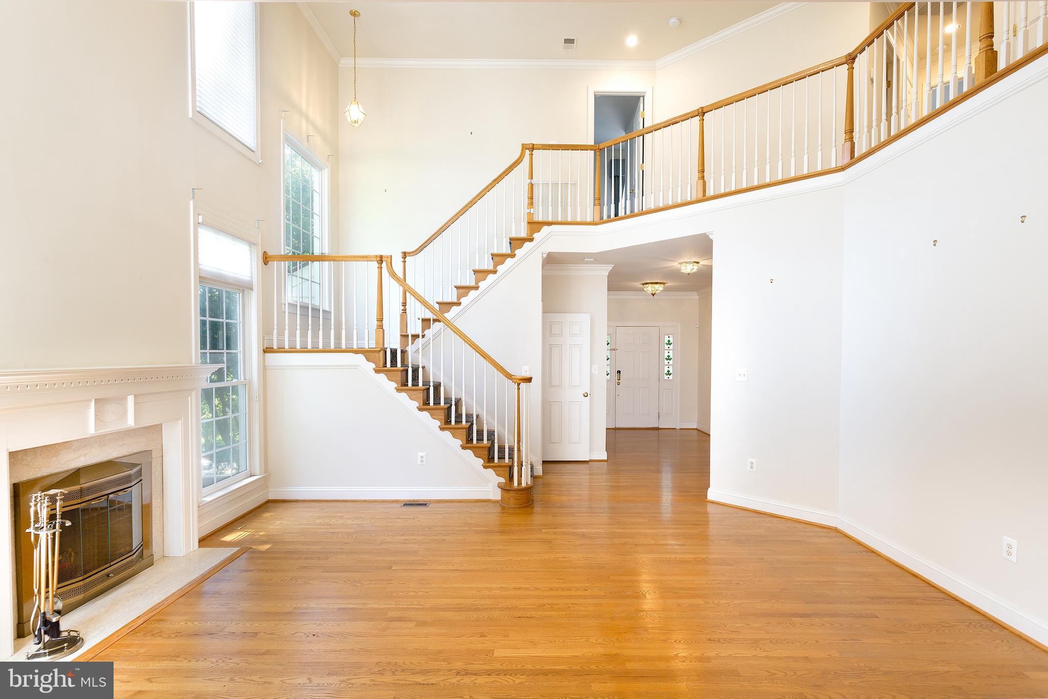 5924 Chesterbrook Road McLean, VA 22101 - Photo 7 of 60 Formal living room