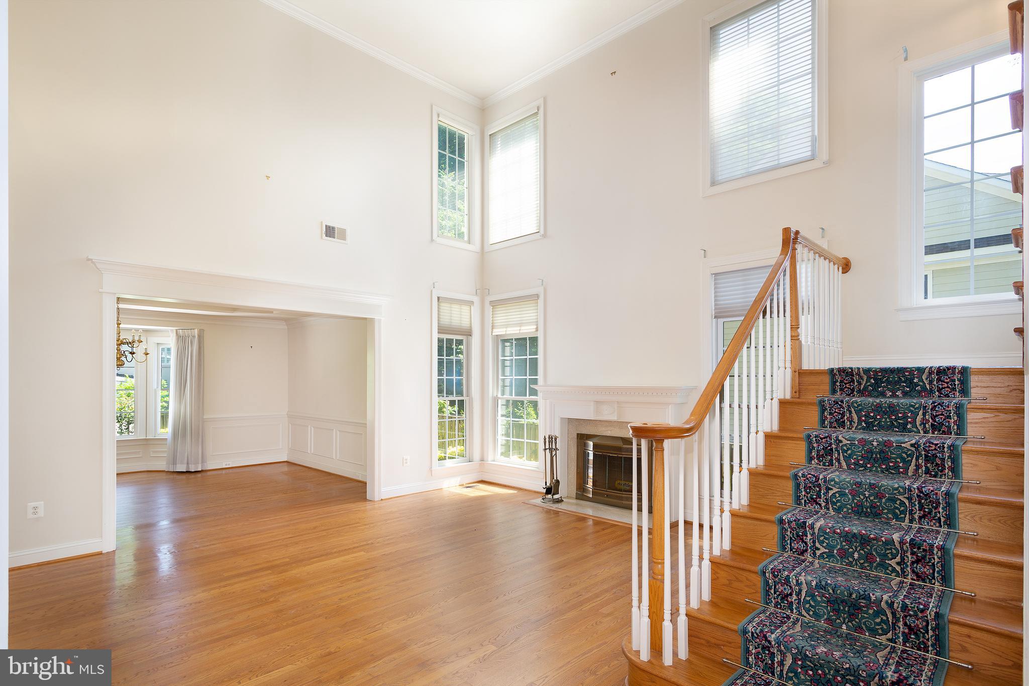 5924 Chesterbrook Road McLean, VA 22101 - Photo 8 of 60