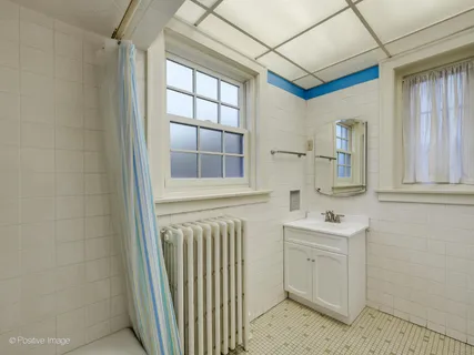 $735,000 | 10337 South Hamilton Avenue, Chicago, IL 60643