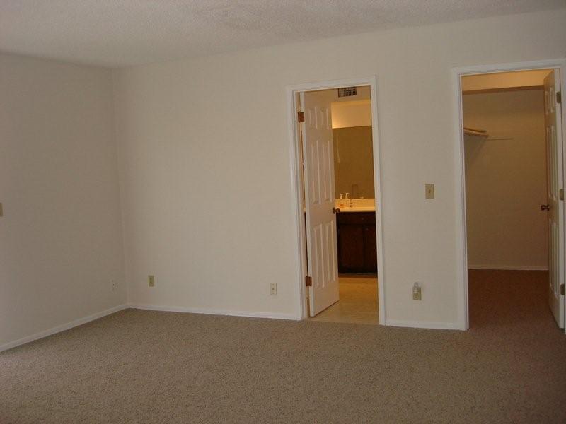 6634 East Doubletree Ranch Road Paradise Valley, AZ 85253 - Photo 6 of 10 Master bedroom