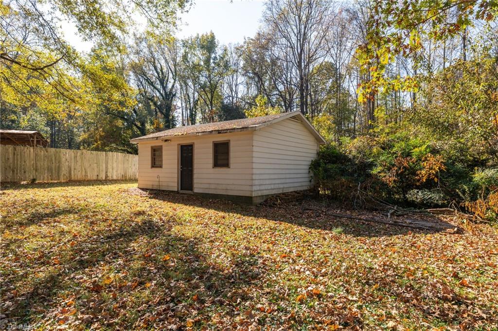 5517 Birch Ridge Road Greensboro, NC 27405 - Photo 28 of 29 Gallery Image 28