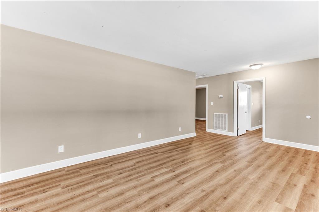 5517 Birch Ridge Road Greensboro, NC 27405 - Photo 5 of 29 Gallery Image 5