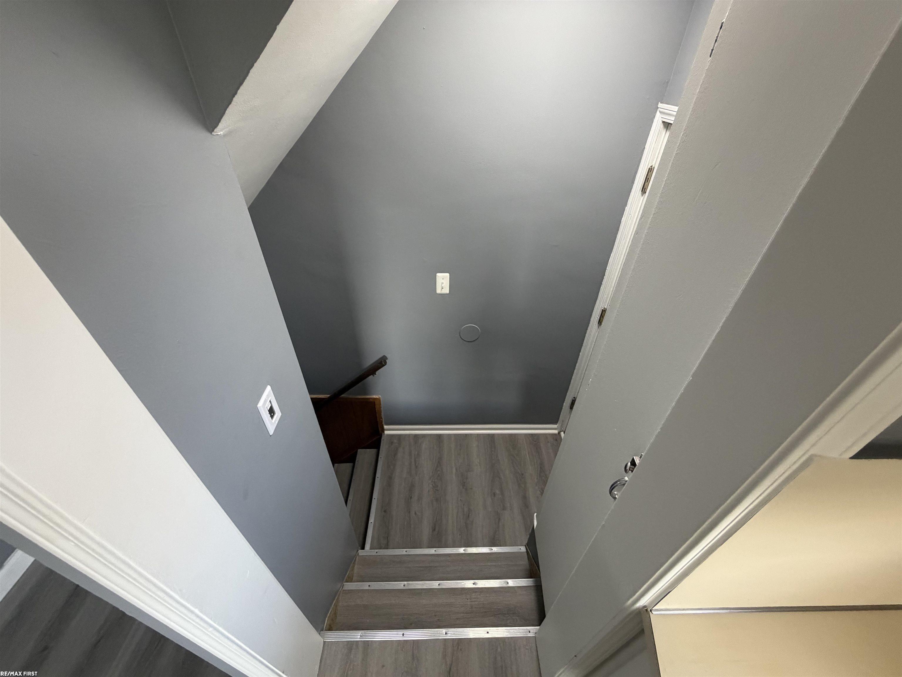 22829 Normandy Avenue Eastpointe, MI 48021 - Photo 27 of 35