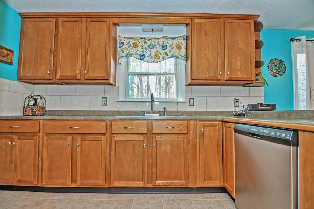595 Main Street Hudson, MA 01749 - Photo 15 of 30 Gallery Image 15