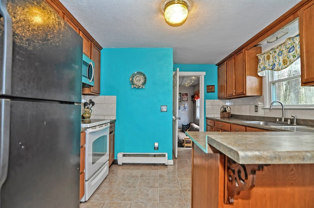 595 Main Street Hudson, MA 01749 - Photo 16 of 30 Gallery Image 16