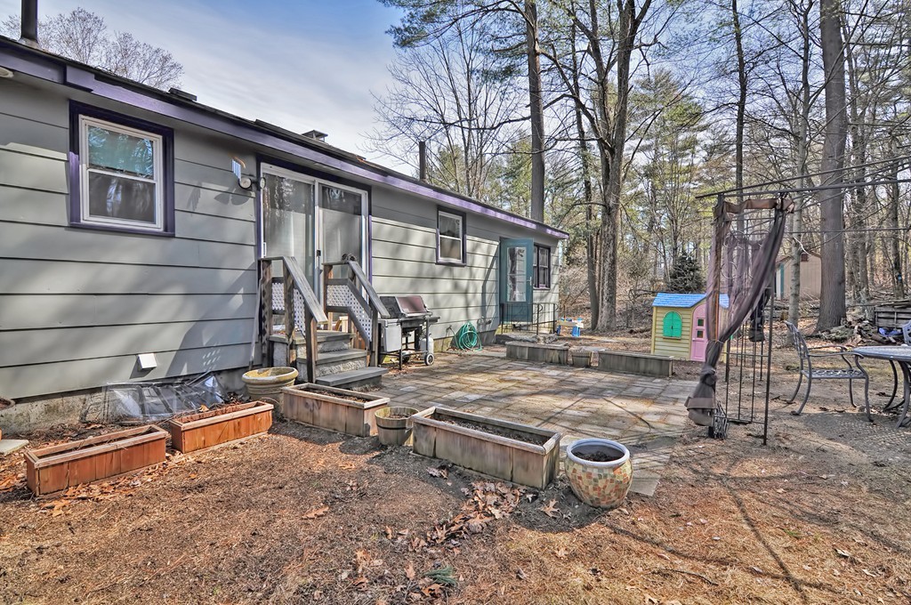 595 Main Street Hudson, MA 01749 - Photo 3 of 30 Gallery Image 3
