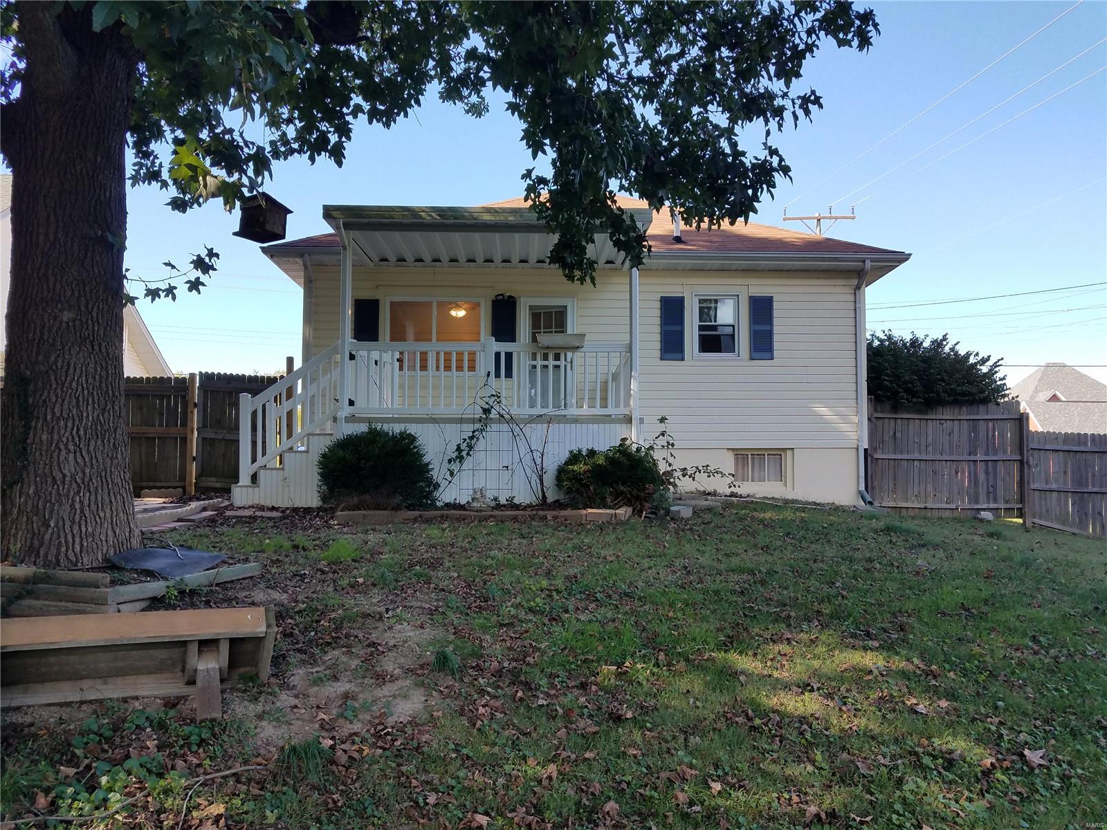 1056 George Street Chester, IL 62233 - Photo 2 of 43 Gallery Image 2