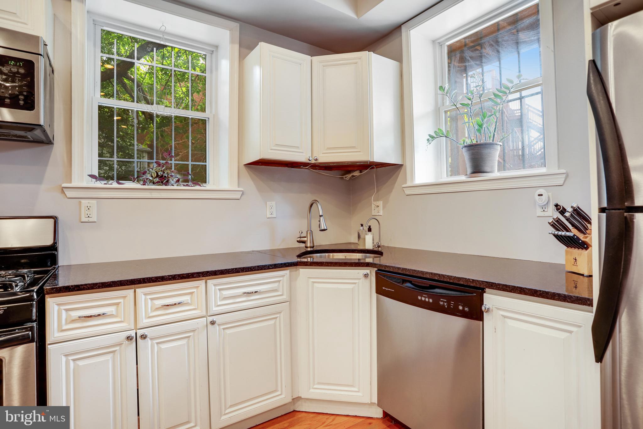 1008 Spring Road Northwest, Unit 2 Washington, DC 20010 - Photo 18 of 48 Gallery Image 18