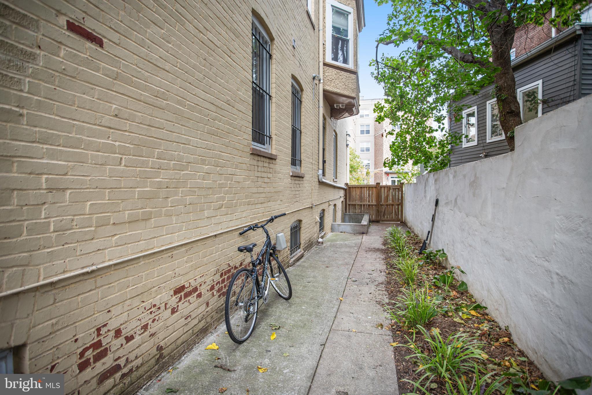 1008 Spring Road Northwest, Unit 2 Washington, DC 20010 - Photo 42 of 48 Gallery Image 42