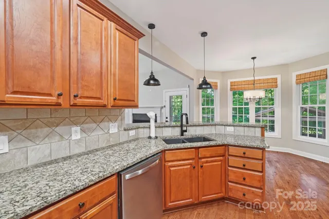 $700,000 | 3040 Patrick Pl Circle, Clover, SC 29710