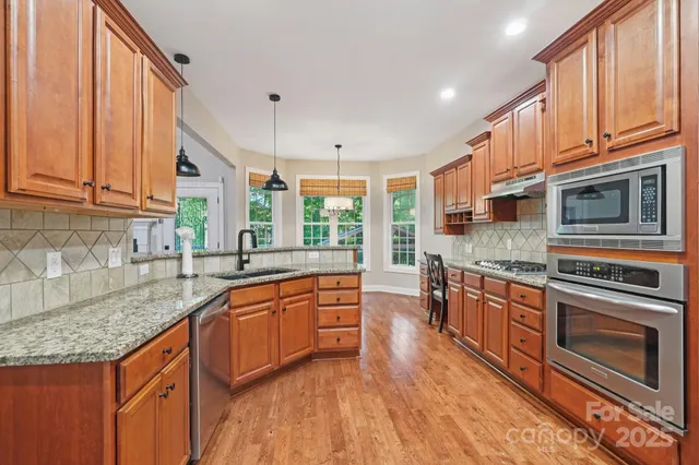 $700,000 | 3040 Patrick Pl Circle, Clover, SC 29710