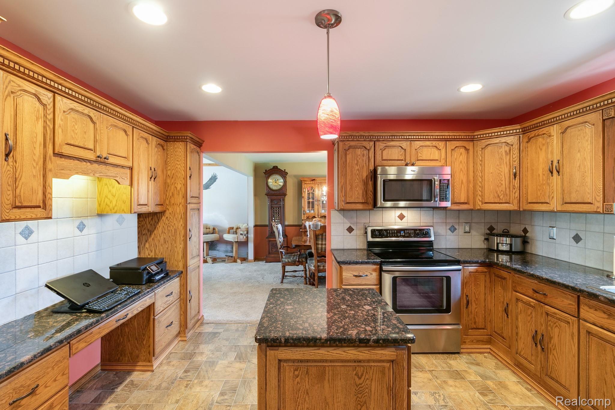1428 Walnut Ridge Circle Canton, MI 48187 - Photo 21 of 32 IMG_0311.jpg