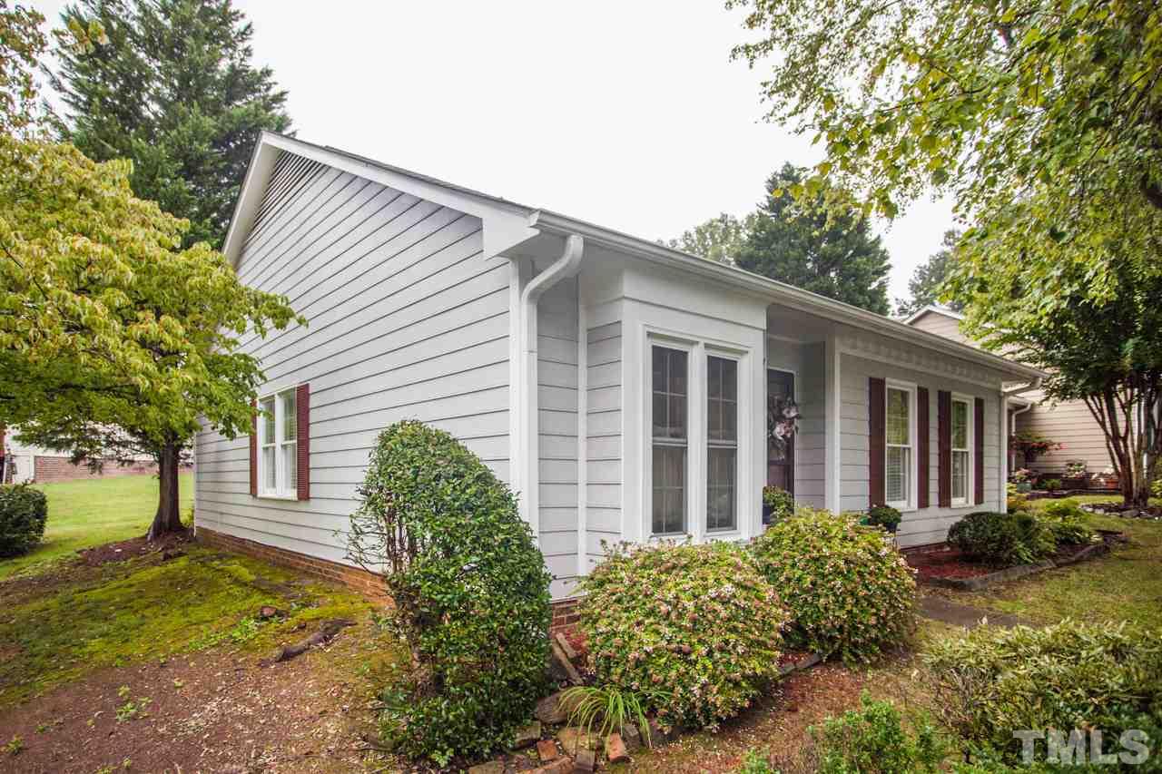 6804 Fairpoint Court Raleigh, NC 27613 - Photo 3 of 16