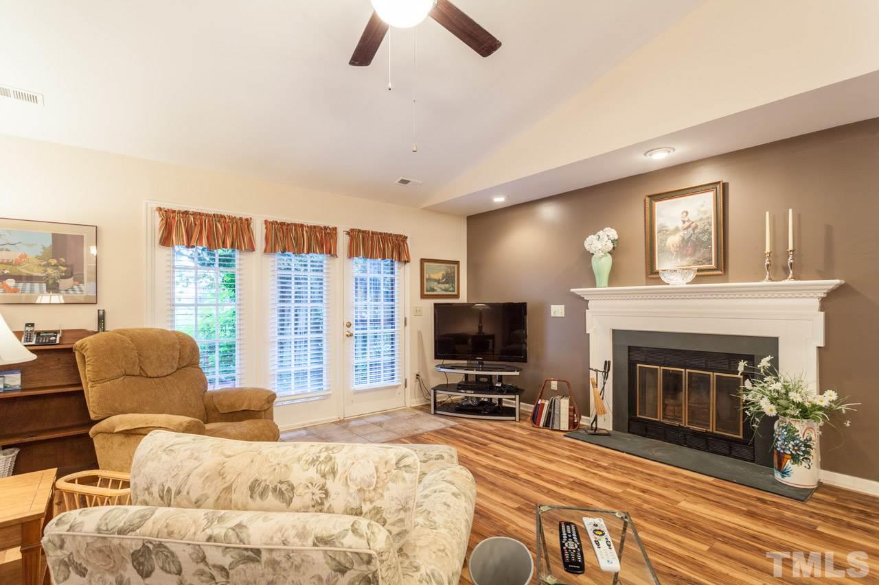 6804 Fairpoint Court Raleigh, NC 27613 - Photo 9 of 16