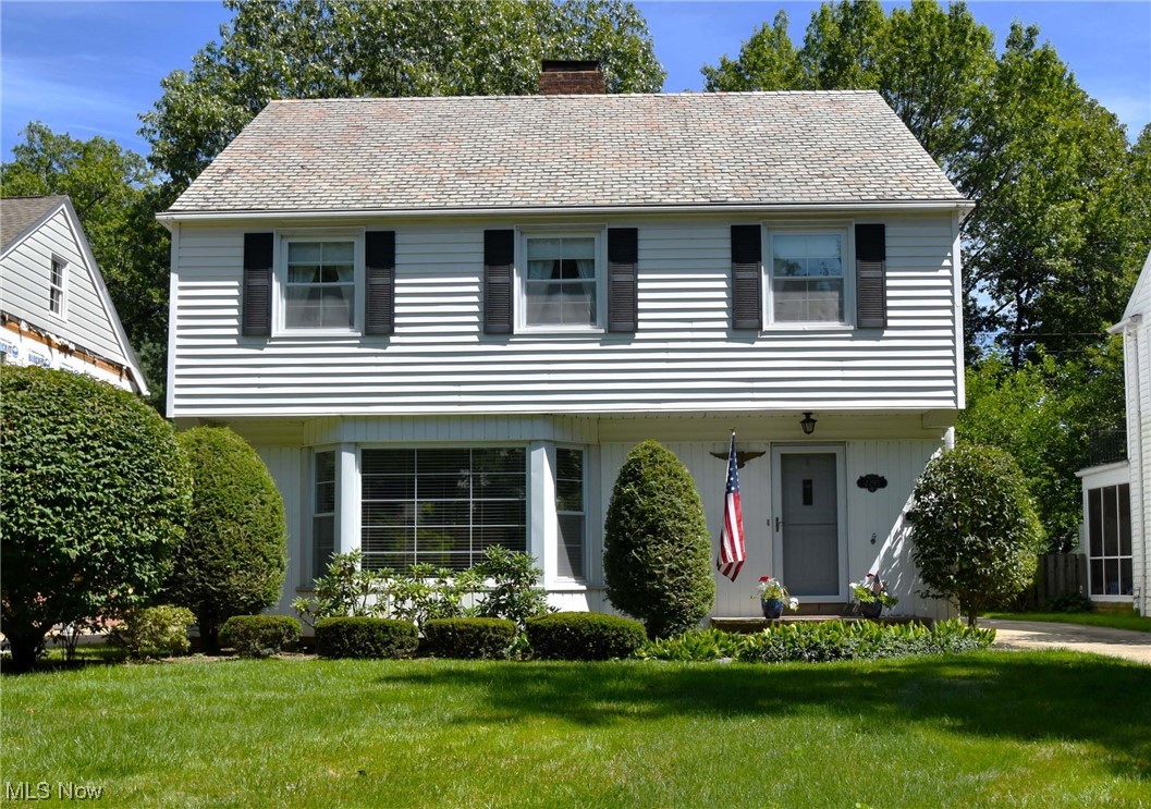 2295 Loyola Road Cleveland, OH 44118 - Photo 1 of 34