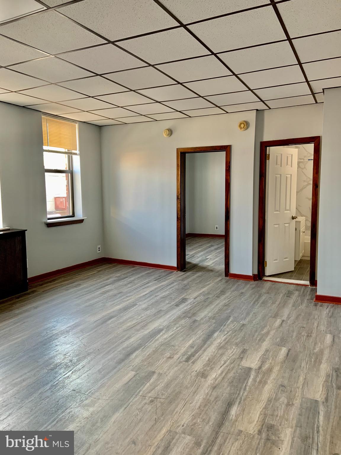 2250 South 9th Street, Unit 2R Philadelphia, PA 19148 - Photo 4 of 8