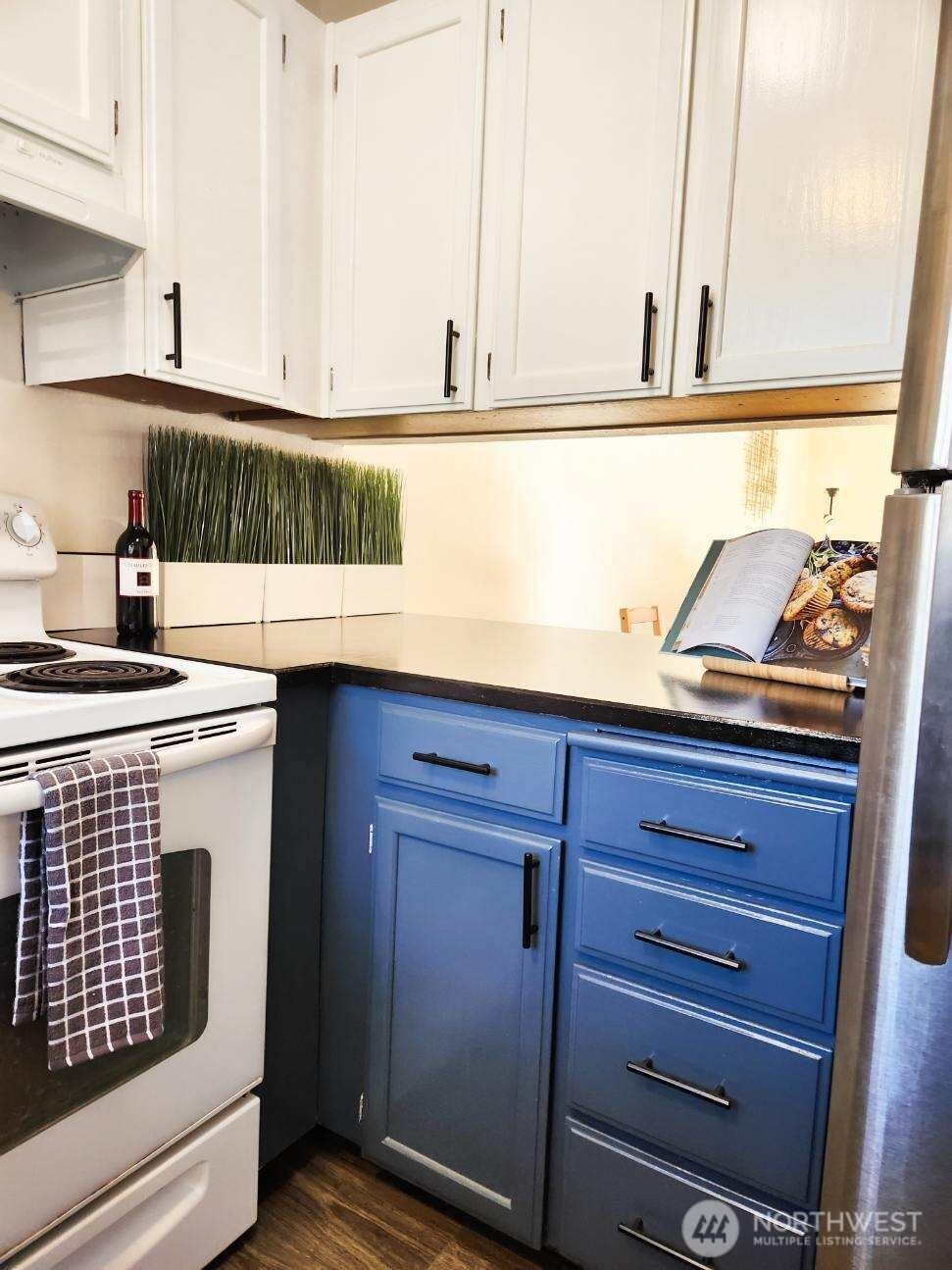 1915 East Spruce Street, Unit B Seattle, WA 98122 - Photo 8 of 24