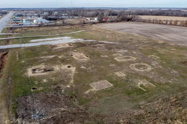 $1 | 0 Old Quincy Drive-in Theater, Taylor, MO 63471