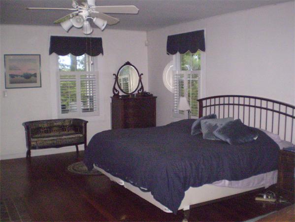 305 Lakeside Road Hanson, MA 02341 - Photo 8 of 15 Gallery Image 8