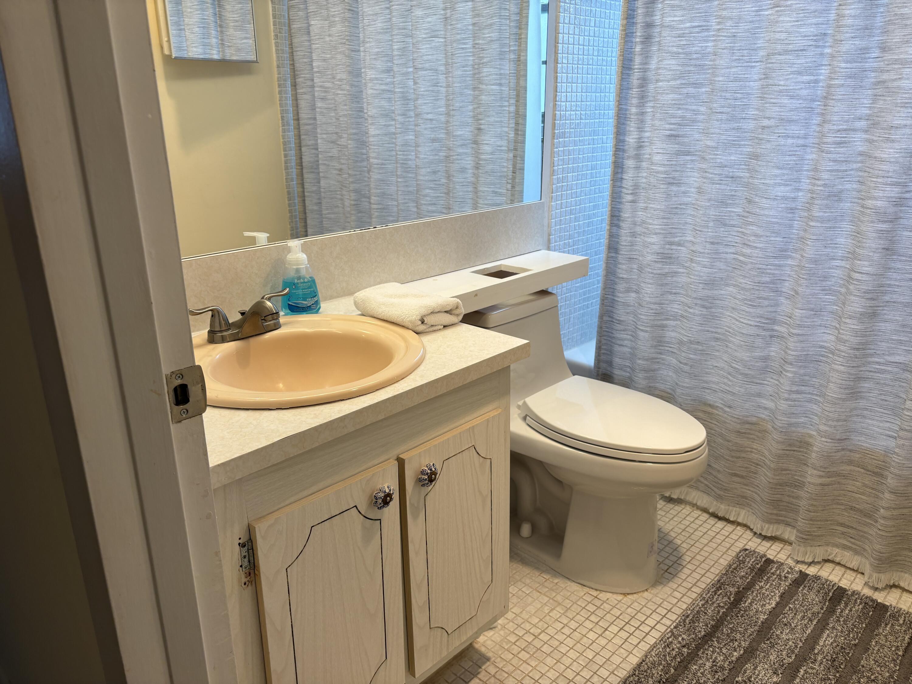 112 C Preston Way, Unit 112C Boca Raton, FL 33434 - Photo 18 of 19 IMG_0679