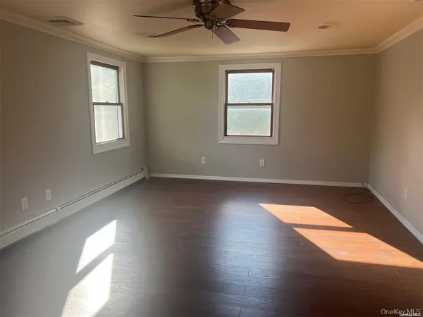 $4,950 | 3 Thornridge Lane, Centereach, NY 11720