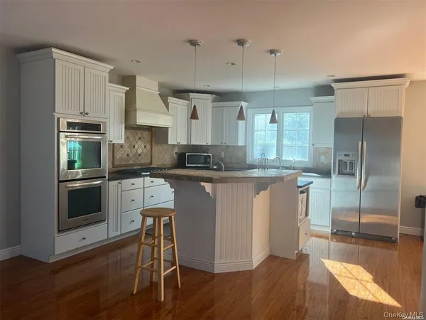 $4,950 | 3 Thornridge Lane, Centereach, NY 11720