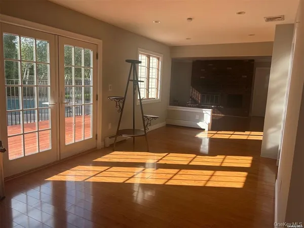 $4,950 | 3 Thornridge Lane, Centereach, NY 11720